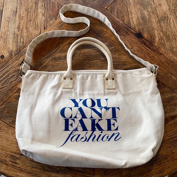 eBay CFDA Council of Fashion Designers of America - Picture 1 of 7